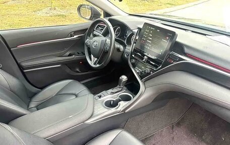 Toyota Camry, 2021 год, 1 800 230 рублей, 8 фотография