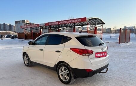 Hyundai ix35 I рестайлинг, 2011 год, 880 000 рублей, 5 фотография
