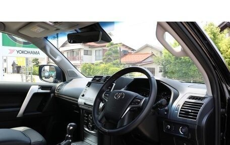 Toyota Land Cruiser Prado 150 рестайлинг 2, 2023 год, 5 990 099 рублей, 5 фотография