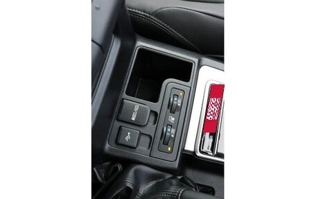 Toyota Land Cruiser Prado 150 рестайлинг 2, 2023 год, 5 990 099 рублей, 17 фотография