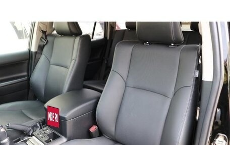 Toyota Land Cruiser Prado 150 рестайлинг 2, 2023 год, 5 990 099 рублей, 24 фотография