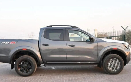 Nissan Navara (Frontier), 2025 год, 4 880 000 рублей, 3 фотография