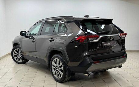 Toyota RAV4, 2021 год, 3 500 000 рублей, 4 фотография