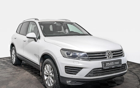 Volkswagen Touareg III, 2015 год, 3 555 000 рублей, 3 фотография