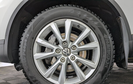 Volkswagen Touareg III, 2015 год, 3 555 000 рублей, 11 фотография