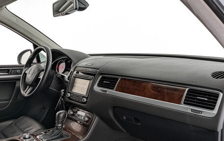 Volkswagen Touareg III, 2015 год, 3 555 000 рублей, 12 фотография