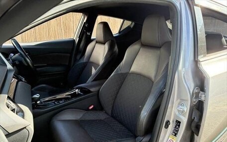 Toyota C-HR I рестайлинг, 2020 год, 1 600 000 рублей, 7 фотография