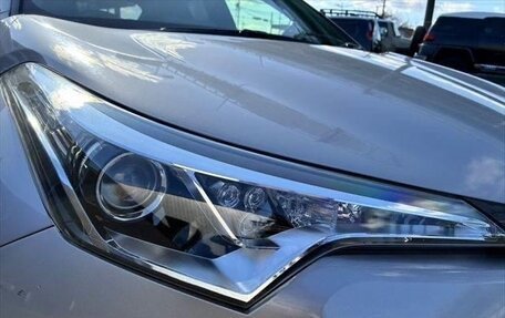 Toyota C-HR I рестайлинг, 2020 год, 1 600 000 рублей, 11 фотография