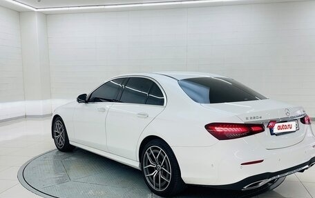Mercedes-Benz E-Класс, 2022 год, 5 фотография