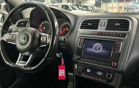 Volkswagen Polo VI (EU Market), 2019 год, 849 000 рублей, 26 фотография