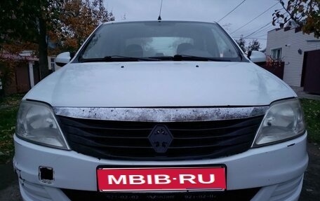 Renault Logan I, 2013 год, 320 000 рублей, 1 фотография