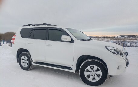 Toyota Land Cruiser Prado 150 рестайлинг 2, 2012 год, 3 100 000 рублей, 2 фотография