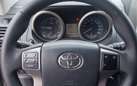 Toyota Land Cruiser Prado 150 рестайлинг 2, 2012 год, 3 100 000 рублей, 18 фотография