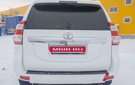 Toyota Land Cruiser Prado 150 рестайлинг 2, 2012 год, 3 100 000 рублей, 9 фотография