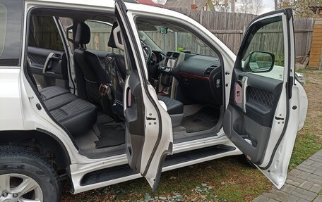 Toyota Land Cruiser Prado 150 рестайлинг 2, 2012 год, 3 100 000 рублей, 22 фотография