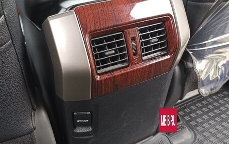 Toyota Land Cruiser Prado 150 рестайлинг 2, 2012 год, 3 100 000 рублей, 25 фотография