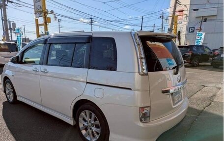 Toyota ISis I, 2011 год, 1 000 000 рублей, 5 фотография