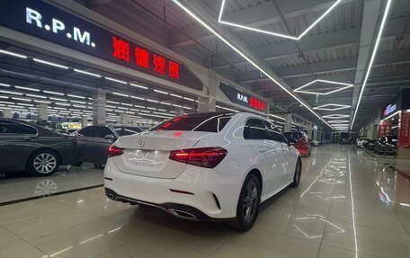 Mercedes-Benz A-Класс, 2021 год, 2 300 000 рублей, 4 фотография