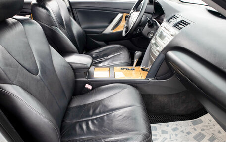 Toyota Camry, 2006 год, 1 299 000 рублей, 25 фотография