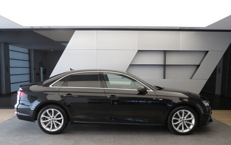 Audi A4, 2018 год, 2 880 000 рублей, 23 фотография