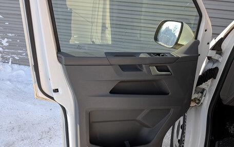 Volkswagen Caravelle T6 рестайлинг, 2020 год, 4 550 000 рублей, 18 фотография