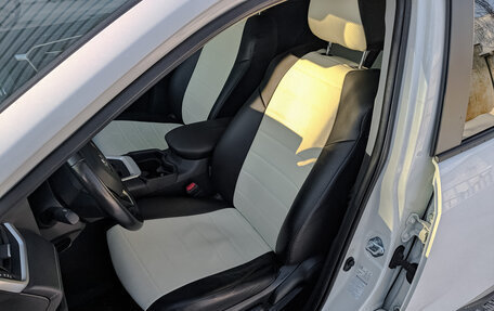 Toyota RAV4, 2022 год, 4 250 000 рублей, 20 фотография