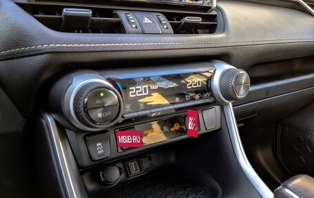 Toyota RAV4, 2022 год, 4 250 000 рублей, 28 фотография