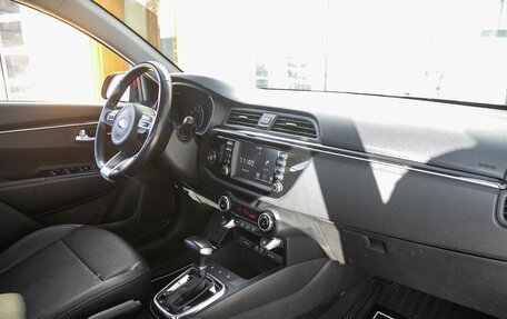 KIA Rio IV, 2018 год, 1 459 000 рублей, 19 фотография