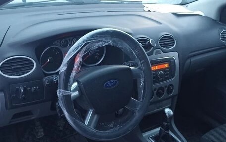 Ford Focus II рестайлинг, 2009 год, 700 000 рублей, 3 фотография