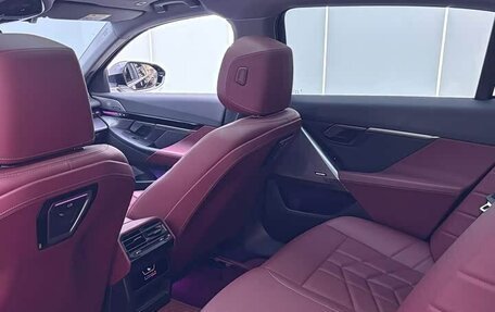 BMW 5 серия, 2024 год, 6 450 000 рублей, 11 фотография