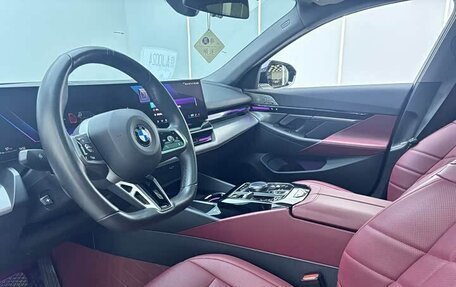 BMW 5 серия, 2024 год, 6 450 000 рублей, 9 фотография