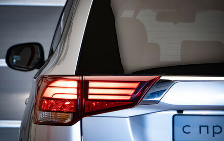 Mitsubishi Outlander III рестайлинг 3, 2016 год, 2 195 000 рублей, 37 фотография