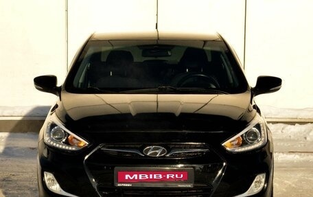 Hyundai Solaris II рестайлинг, 2013 год, 770 000 рублей, 3 фотография