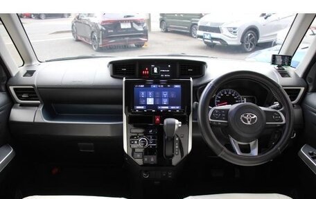 Toyota Roomy I, 2021 год, 1 100 000 рублей, 9 фотография