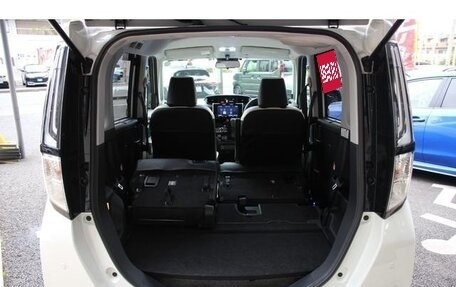 Toyota Roomy I, 2021 год, 1 100 000 рублей, 17 фотография