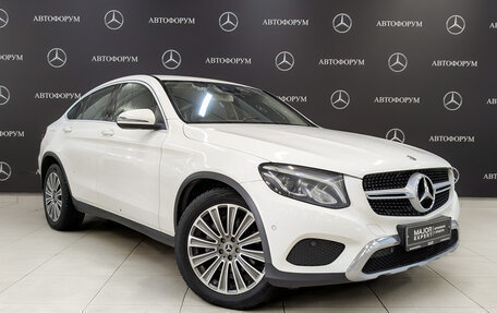 Mercedes-Benz GLC Coupe, 2018 год, 3 250 000 рублей, 3 фотография