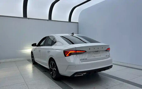 Skoda Octavia IV, 2022 год, 1 899 000 рублей, 6 фотография