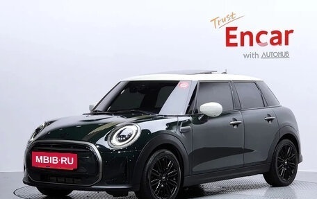 MINI Hatch, 2022 год, 2 650 000 рублей, 4 фотография
