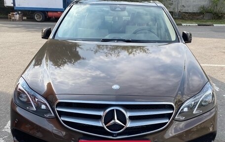 Mercedes-Benz E-Класс, 2015 год, 2 200 000 рублей, 2 фотография