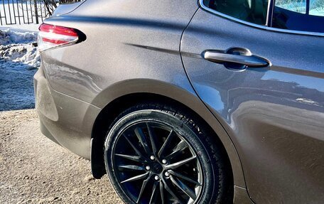 Toyota Camry, 2017 год, 2 299 000 рублей, 3 фотография