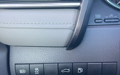 Toyota Camry, 2017 год, 2 299 000 рублей, 8 фотография