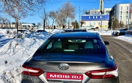 Toyota Camry, 2017 год, 2 299 000 рублей, 5 фотография