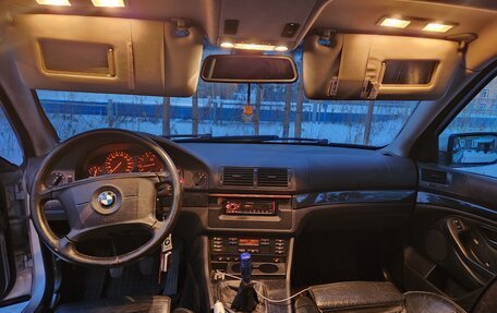 BMW 5 серия, 2001 год, 820 000 рублей, 4 фотография