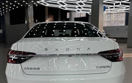 Skoda Superb, 2025 год, 2 640 000 рублей, 12 фотография