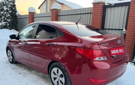 Hyundai Solaris II рестайлинг, 2015 год, 825 000 рублей, 4 фотография