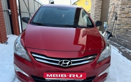 Hyundai Solaris II рестайлинг, 2015 год, 825 000 рублей, 8 фотография