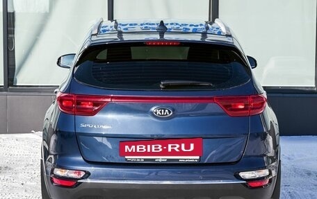 KIA Sportage IV рестайлинг, 2018 год, 2 449 000 рублей, 4 фотография