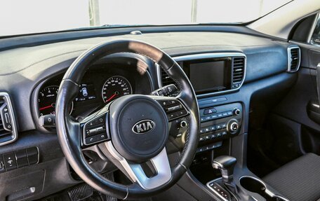 KIA Sportage IV рестайлинг, 2018 год, 2 449 000 рублей, 14 фотография