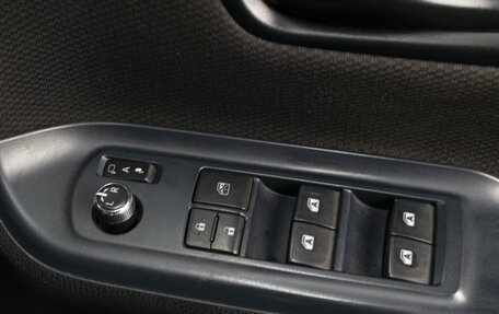 Toyota Voxy III, 2014 год, 1 730 000 рублей, 16 фотография