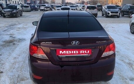 Hyundai Solaris II рестайлинг, 2013 год, 900 000 рублей, 8 фотография